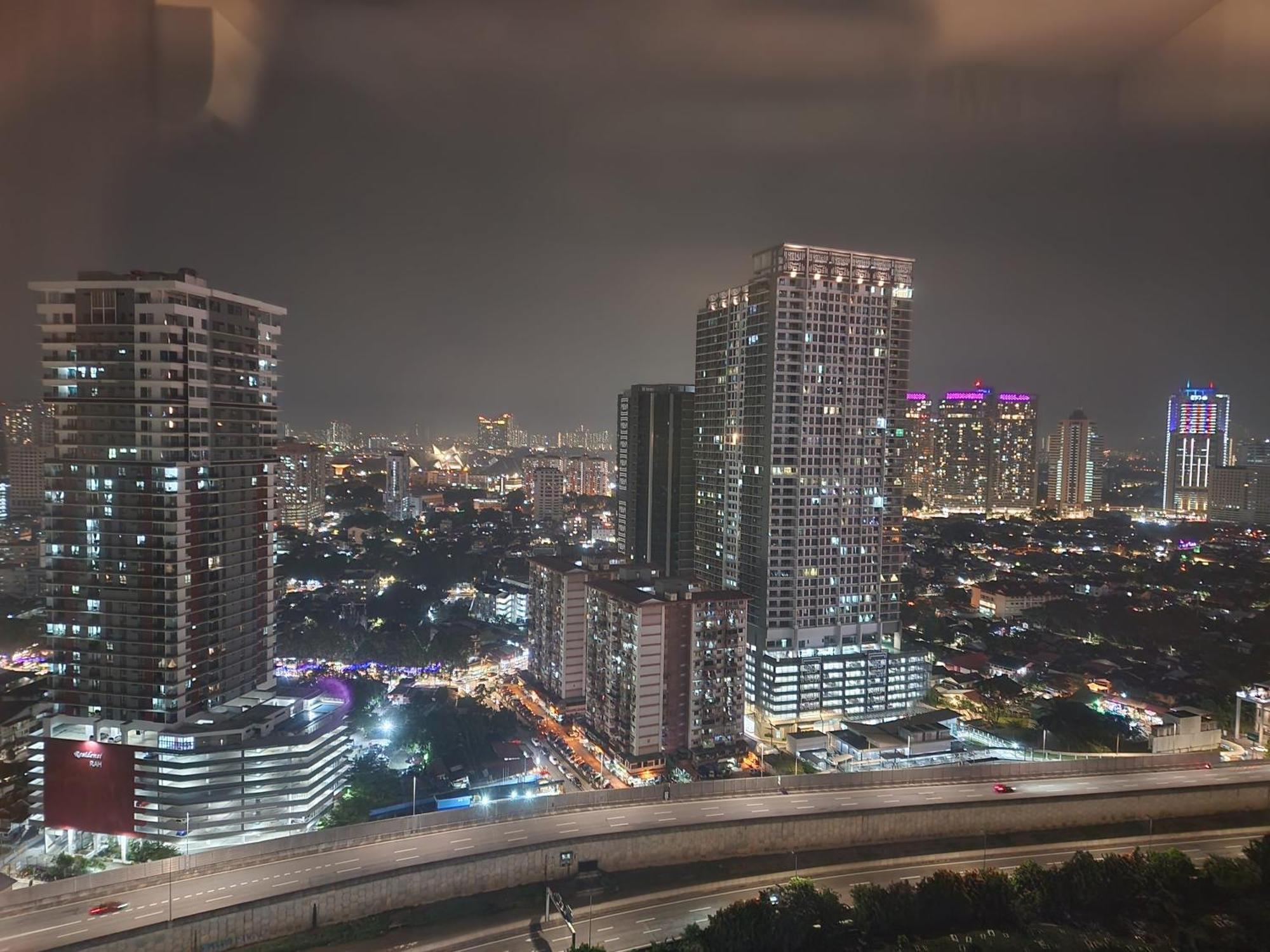Crest Residence กัวลาลัมเปอร์ ภายนอก รูปภาพ
